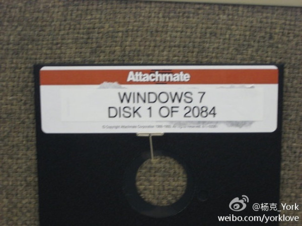 Tweet Favorito #08 – Windows 7 em disquete by @pabloprime