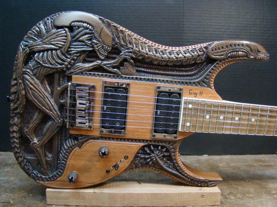 Guitarra alien