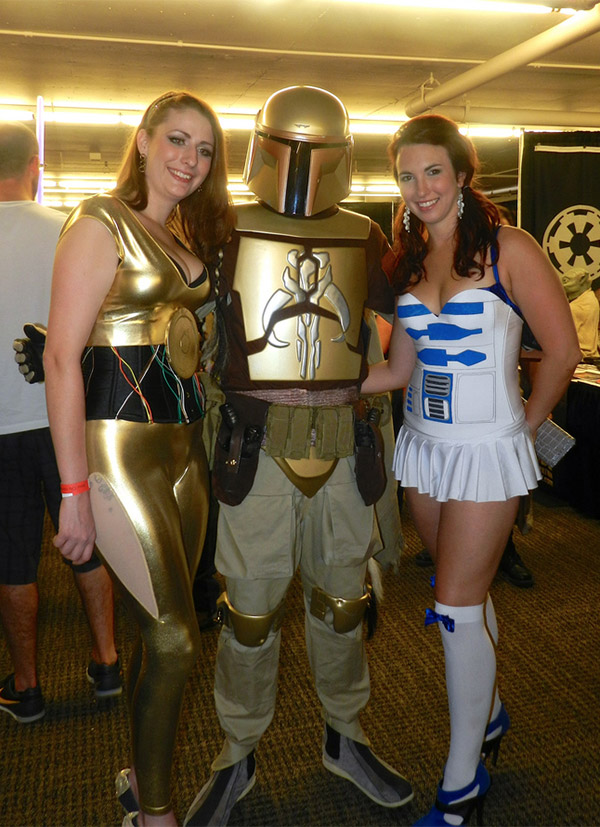 O C-3PO e o R2-D2 esse são os Droids que você está procurando [Cosplay]