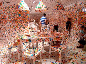 Explosão de cores - Yayoi Kusama