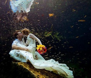 Casou 22 vezes e com a mesma pessoa