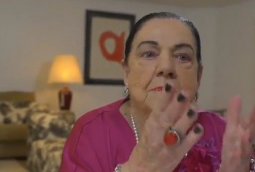 Mãe Dináh - Previsão da Recopa 2013 - YouTube