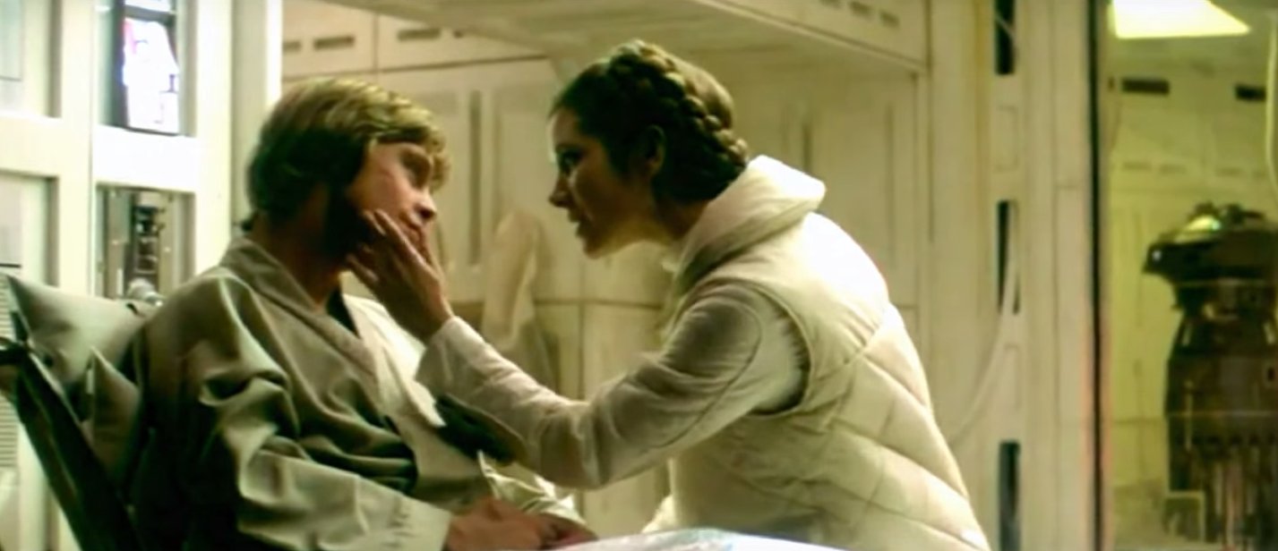 Cena recuperada mostra que Luke e Leia seriam um casal