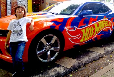Chamei táxi pelo app Easy Taxi e o que apareceu VemDeHotWheels 01
