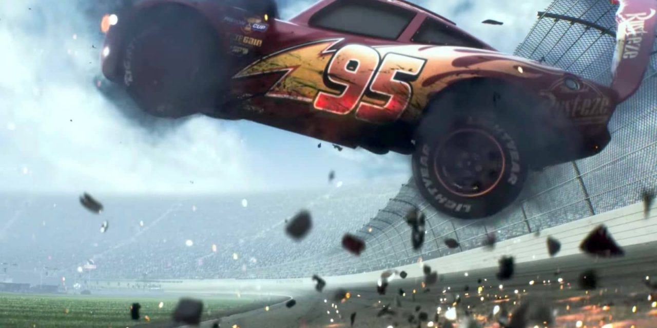 Relâmpago McQueen acidente carros 3
