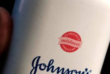 Talco-para-bebê-Johnson-&-Johnson-sairá-do-mercado